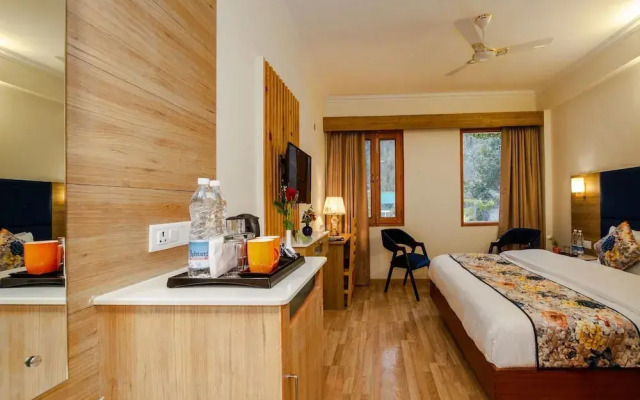 Anand Vardhan Resorts