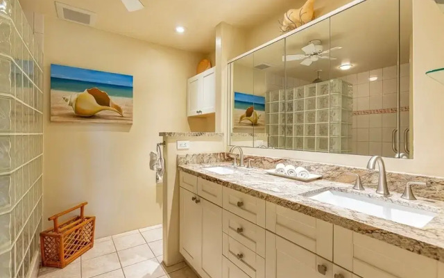 Kaanapali Royal N202 2 Bedroom Condo