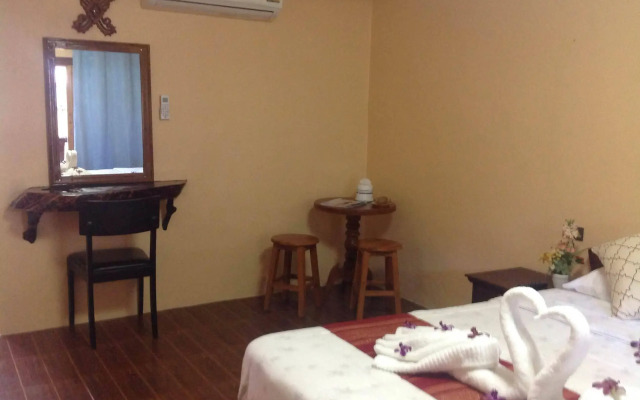 Ruan Mai Naiyang Beach Resort