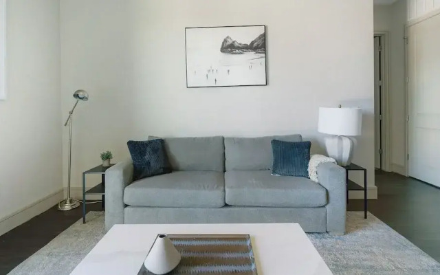 The Hayworth Apartments By Barsala