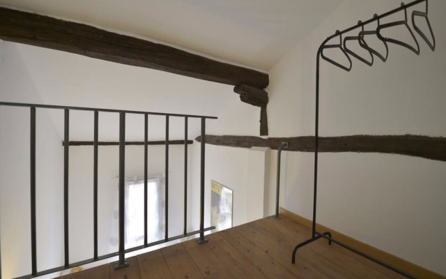 Massarenti 3 Levels Apartment