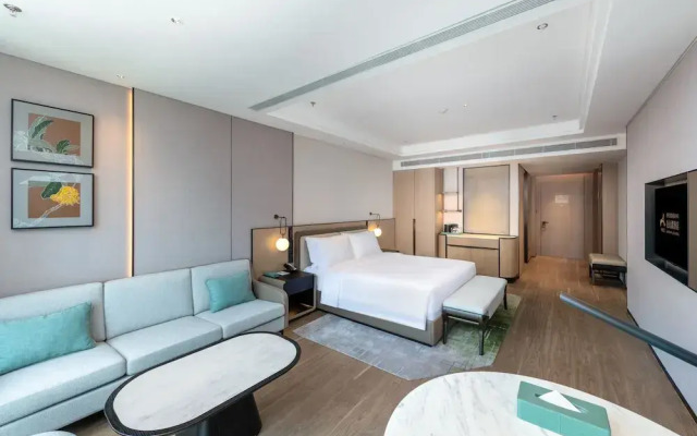 Nanjing Yangzi River Conference Center Longshan Lake Hotel