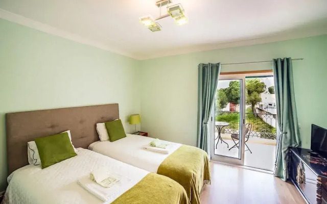 Moradia V3 Férias No Algarve Com Jacuzzi Privado