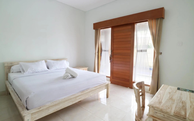 Aghasvina Guest House Canggu – Guest Rooms – Tibubeneng