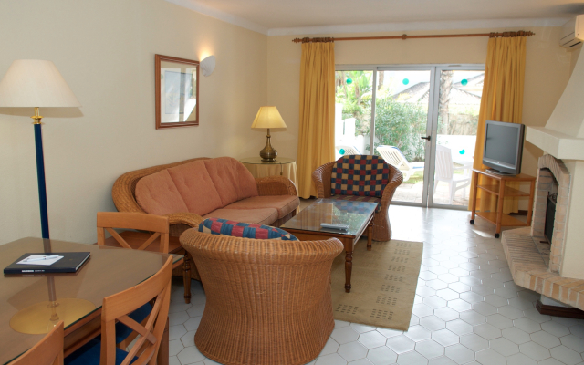 Vale Do Garrão Villas