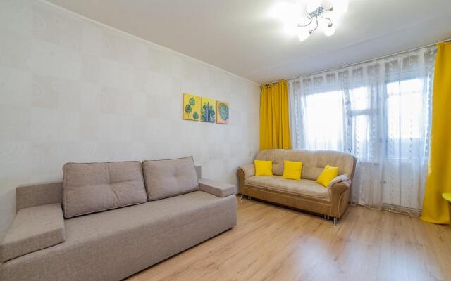 Европа Центр на улице Индустрии