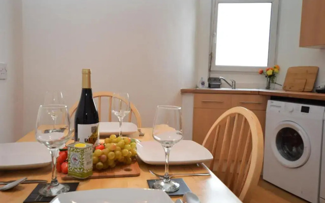 Town View Apartment