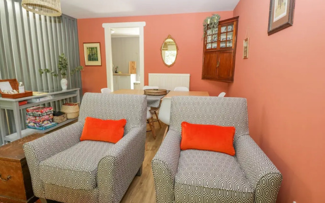 The Coach House - Holmwood