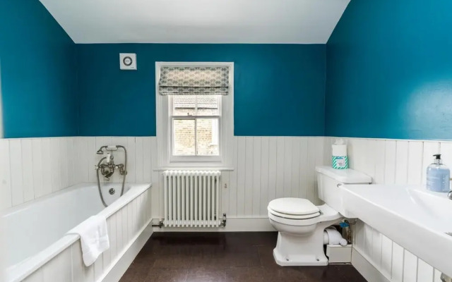 Stylish 3BD Family Home In Shepherd Bush
