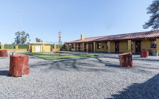 Lazy 8 Motel
