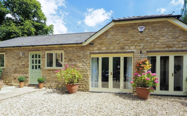 Stone Lodge