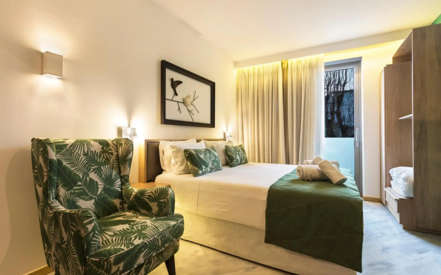 Kalamaki Luxury Suites
