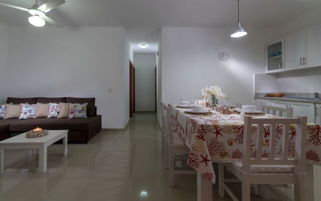 Los Flamencos Aparthotel