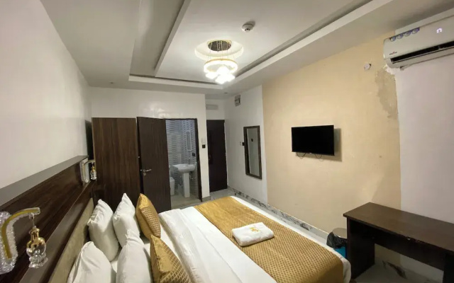 Julicis Hotels and Suites