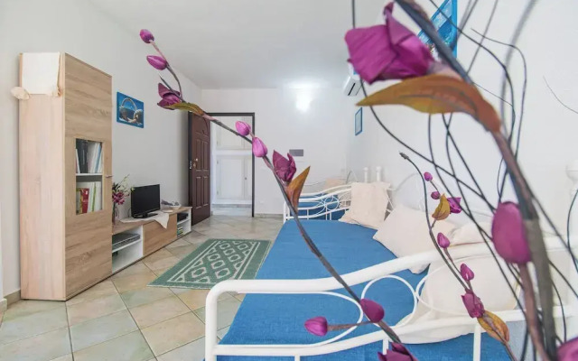 Residence Maria Antonia - Grazia Deledda