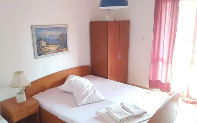 Guest House Mara