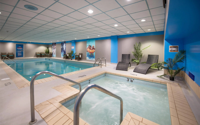 Coast Prince George Hotel by APA