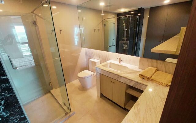 Seaview Condo In 5 Star Resort - MG1