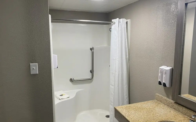 Red Roof Inn Jacksonville, AL