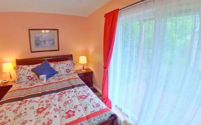 Forest Creek Bed & Breakfast and Retreat