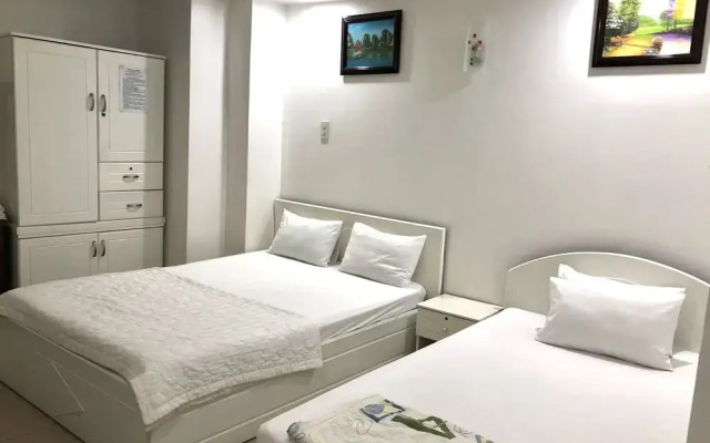 Seven Stars Hotel