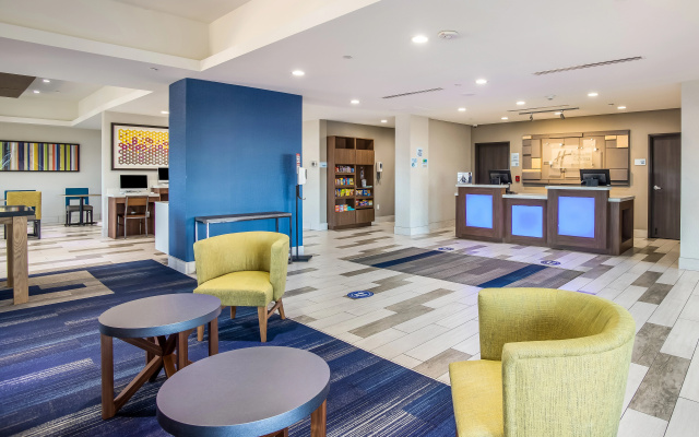 Holiday Inn Express & Suites Tulsa East - Catoosa by IHG