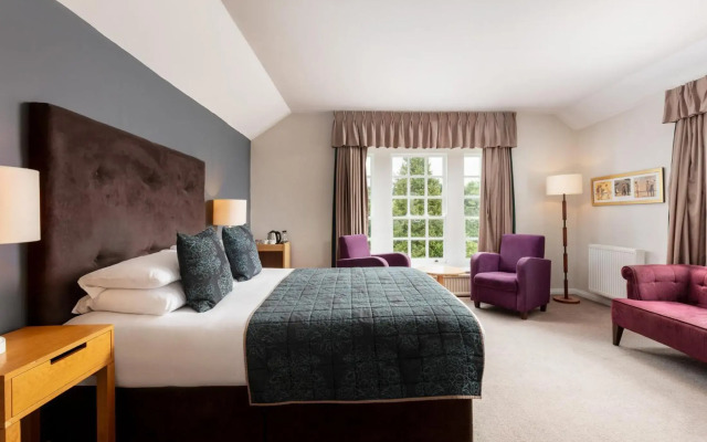The George Hotel
