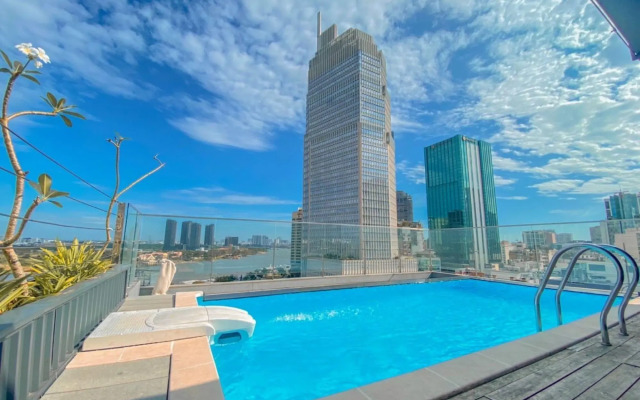 Sky Gem Central Hotel
