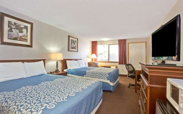 Days Inn by Wyndham Seattle South Tukwila