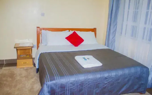 Elegant Comfy 3 Bedroom Apartment