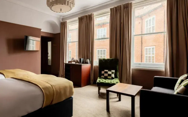 Brewers Inn Hotel