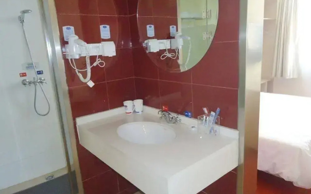 Hanting Express Hotel Taizhou Wanda Square
