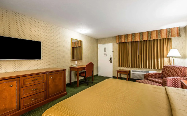 Quality Inn Near China Lake Naval Station