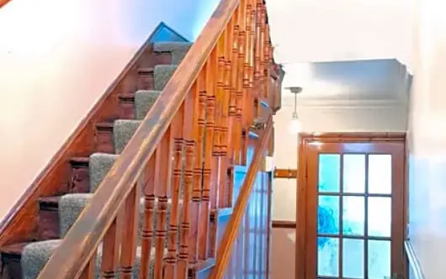 StayEasy B&B in Trendy Heart of London