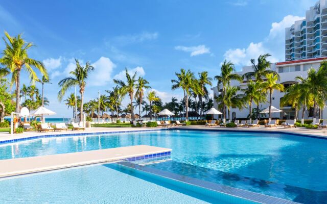 Beachscape Kin ha Villas & Suites