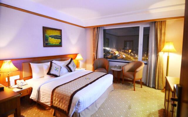 A25 Luxury Hotel