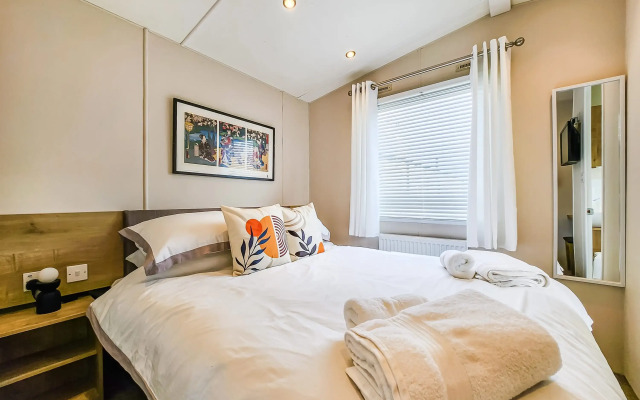 Escape to Paradise at Pevensey Bay Holiday Park
