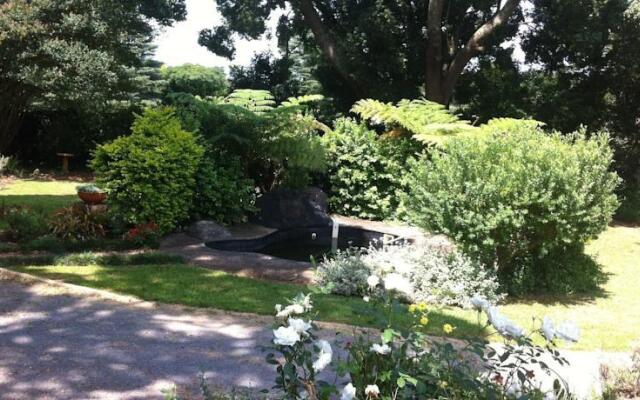 Azalea Bed and Breakfast