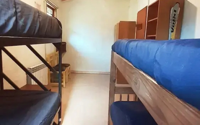 Hostel y Camping Los Coihues
