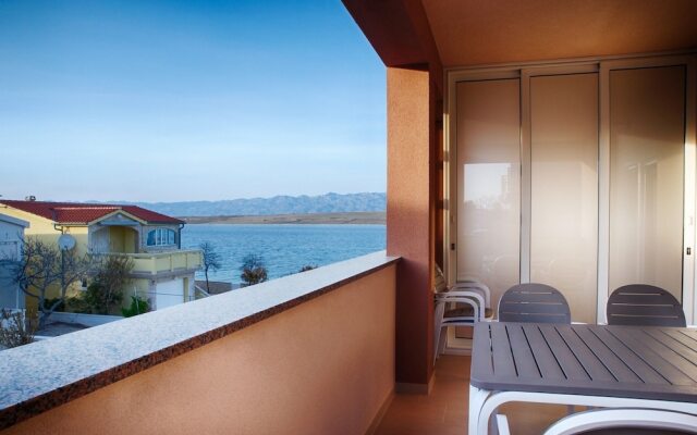 Apartments Malibu Two