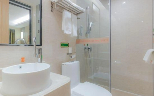 Vienna International Hotel (Shantou Jinhong Highway)