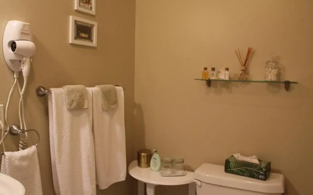 Tulips and Thistle Bed & Breakfast