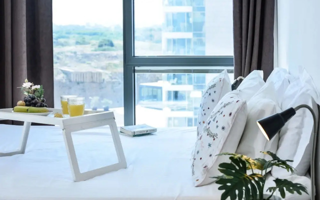 Deluxe 3 BD Marina Apartment in Herzylia