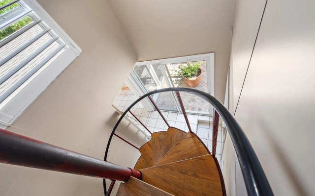 Tropical Siesta 2 Bedroom Home by RedAwning