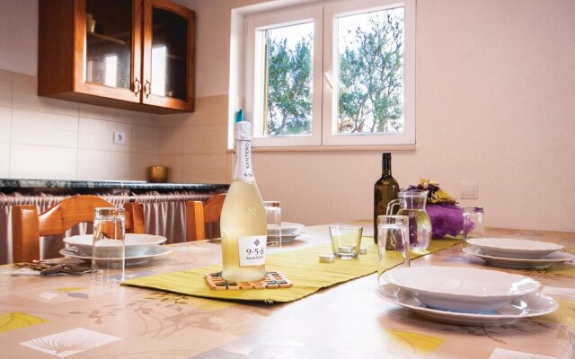 Awesome Home in Jezera With 1 Bedrooms