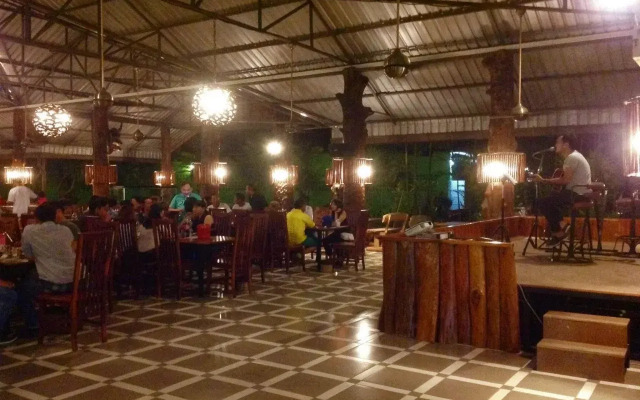 Aranyaprathet Riverside Resort