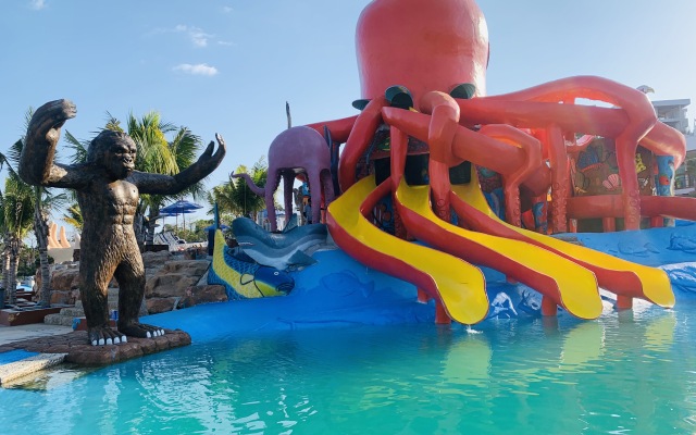 Phi Phi Mountain Beach Resort