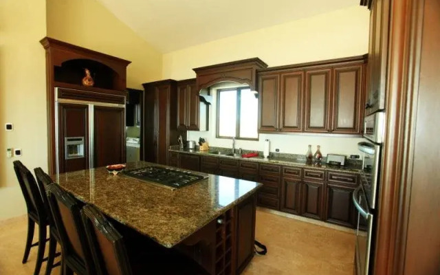 Sol Pacifico Cerritos