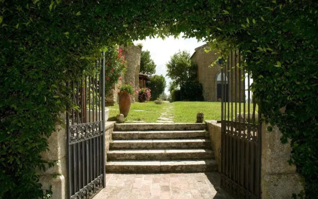 Dini Villa (No Front Desk Please Contact The Property 7 Days Before Arrival)