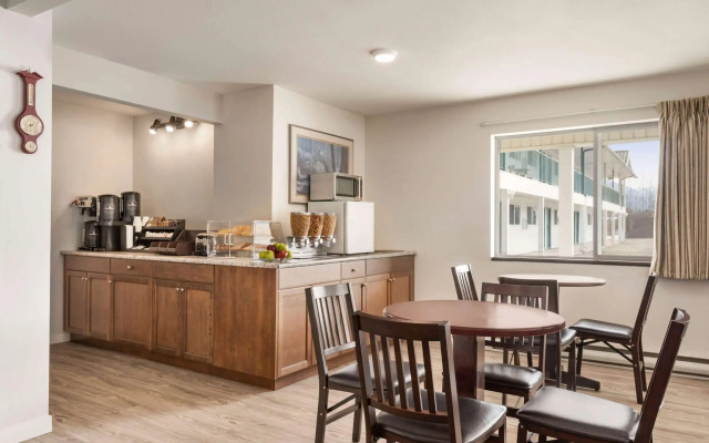 Travelodge by Wyndham McBride